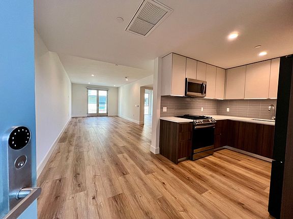 2nd image of 5801 Camerford Ave #210