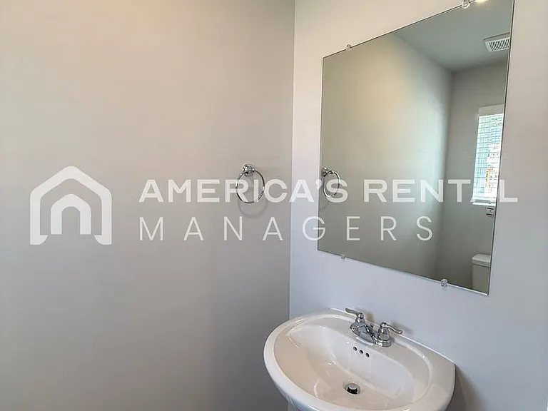 24 River Grass Dr — Photo 4
