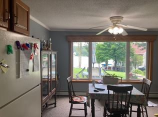 18 Freyer Rd #2, Southampton, MA 01073