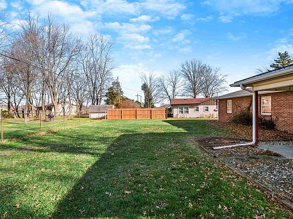 5th image of 6837 Kirkdale Dr