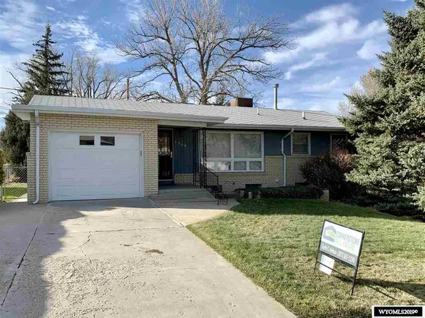 1704 Holly St, Casper, WY 82604