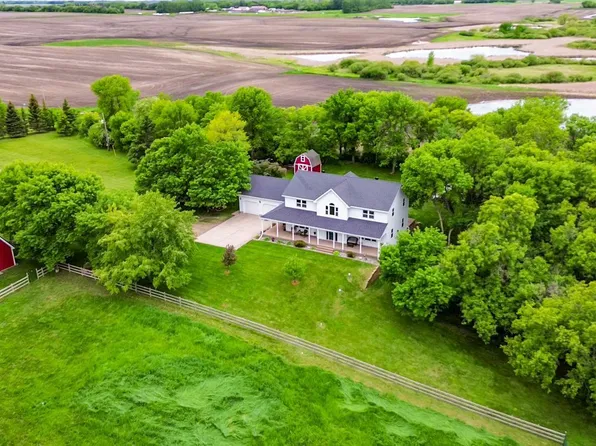29028 80th Ave N, Hawley, MN 56549