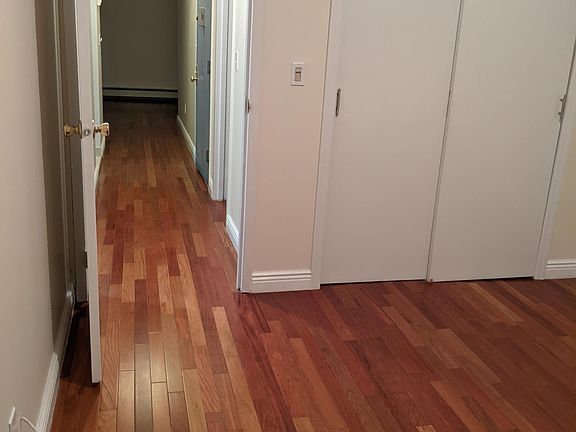 5th image of 1131 Commonwealth Ave APT 3