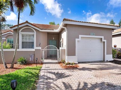 7420 S Aragon Blvd, Fort Lauderdale, FL, 33313