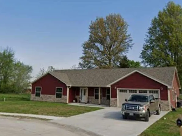 806 S Central St, Centralia, MO 65240