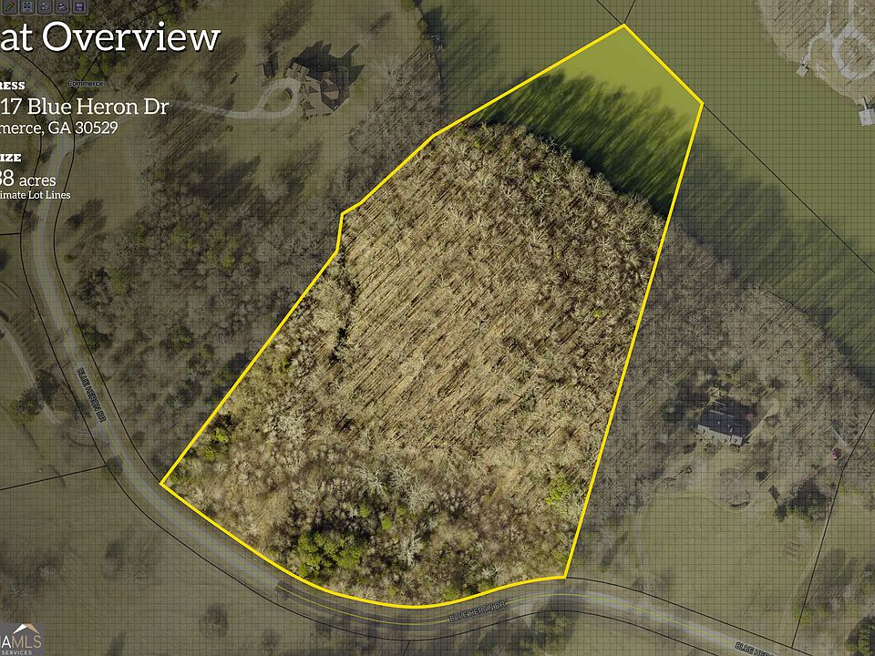 1st image of 17 Blue Heron Dr