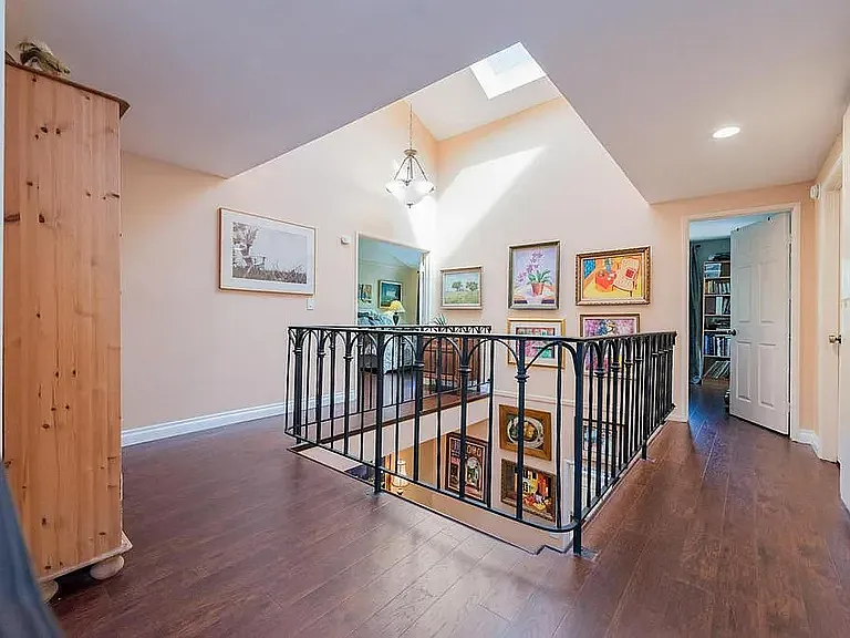 724 Valley Dr — Photo 14