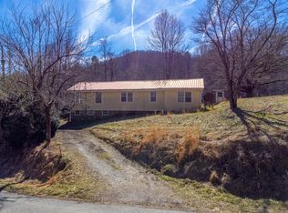 209 McCurry Rd, Bryson City, NC 28713