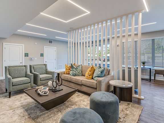 5th image of 2244 9th St W #120