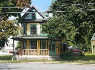 4035 Ridge Rd, Williamson, NY 14589