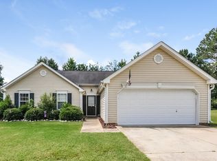 517 Three Meadows Rd, Fuquay Varina, NC 27526