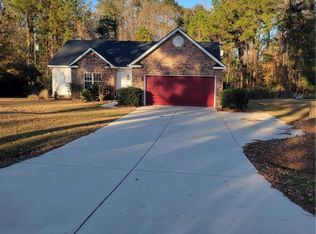 78 Avalon Ave, Richmond Hill, GA 31324