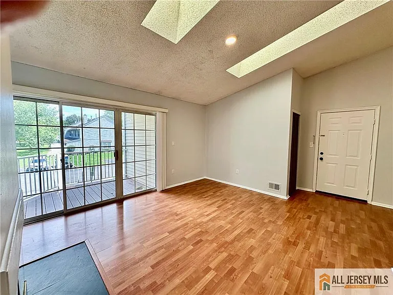 111 Lindsey Ct #3416 — Photo 9