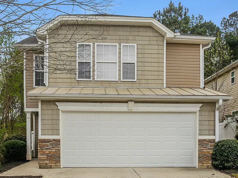 203 Silver Spring St — Photo 1