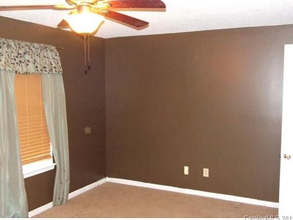 4th image of 3209 Periwinkle Ct