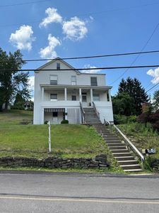 5808 Curry Rd, Pittsburgh, PA, 15236