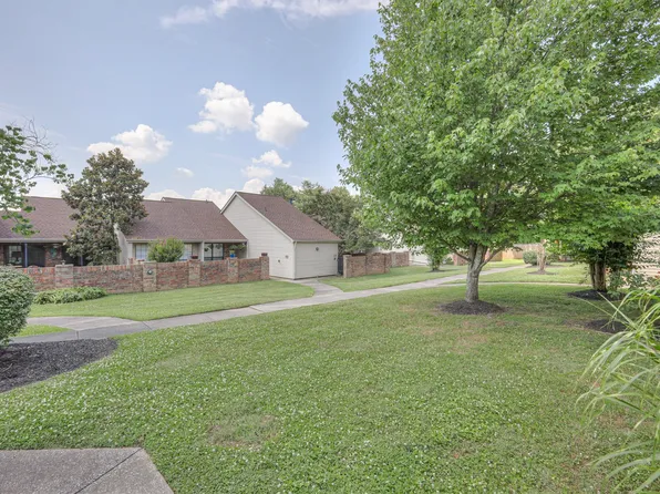 102 Laurel Hill Dr, Old Hickory, TN 37138