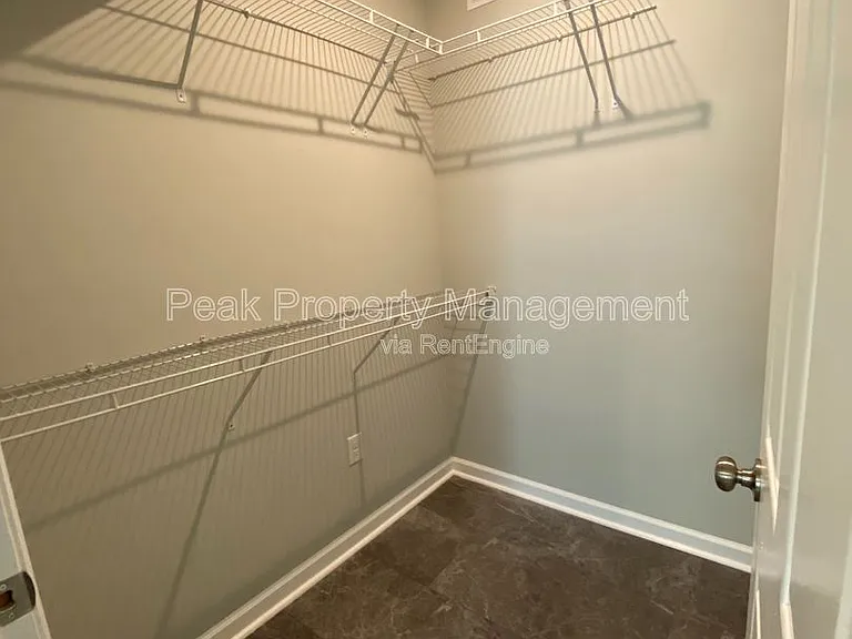 604 N 32nd St #A — Photo 10