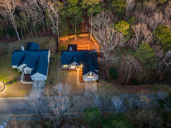 3rd image of 3370 Lindner Ln