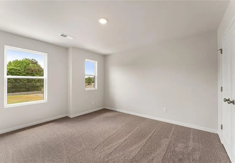 1303 Farmers Loop — Photo 19