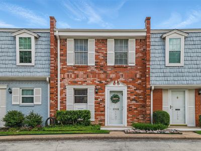 1137 Roaring Springs Rd, Fort Worth, TX, 76114