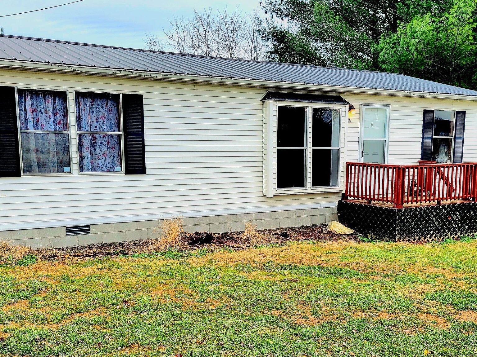 105 S College St, Middleburg, KY 42541 Zillow