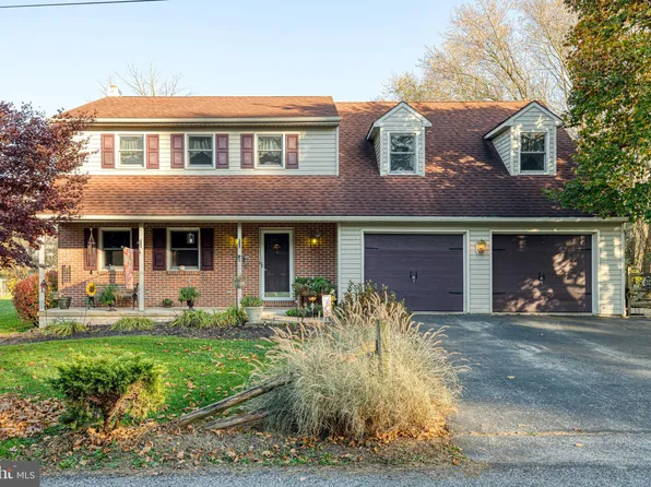 10 Creek Rd, Reinholds, PA 17569