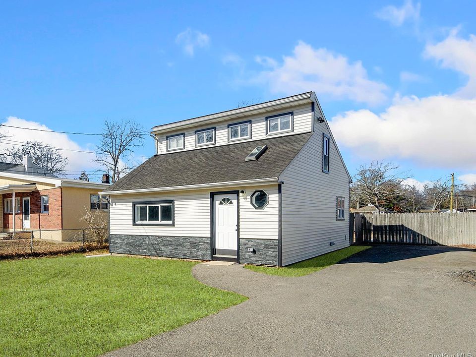 1st image of 67 Lombardy Drive