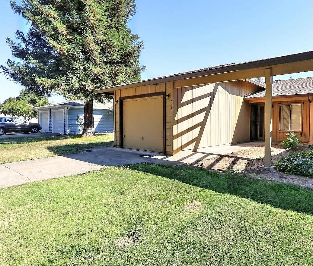 506 Rivergate Way photo 1