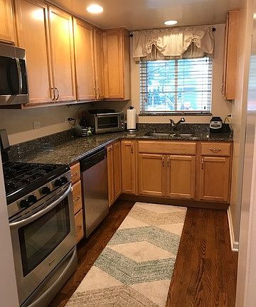 2nd image of 901 N Patton Ave
