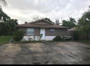 5946 Orange Rd, West Palm Beach, FL 33413
