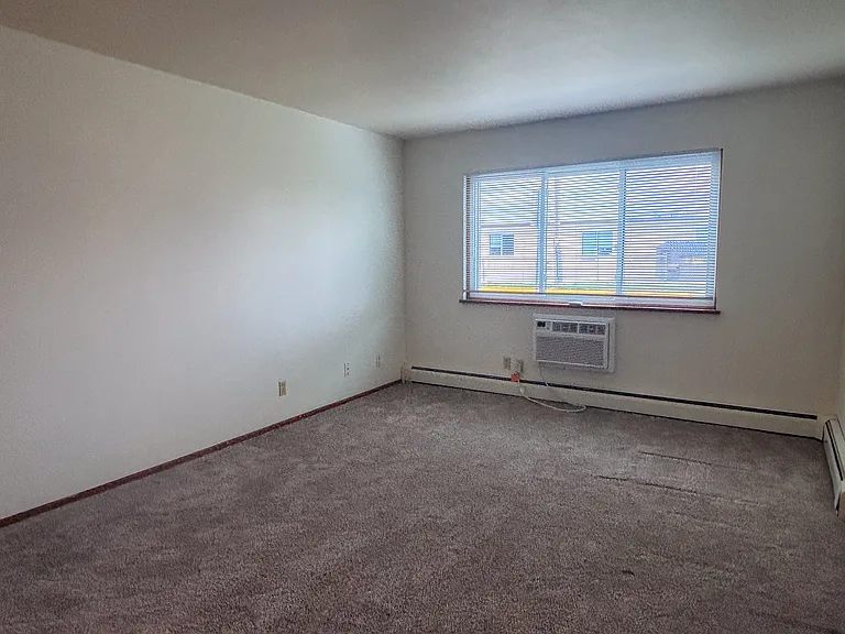 905 Oak Ave #106 — Photo 6