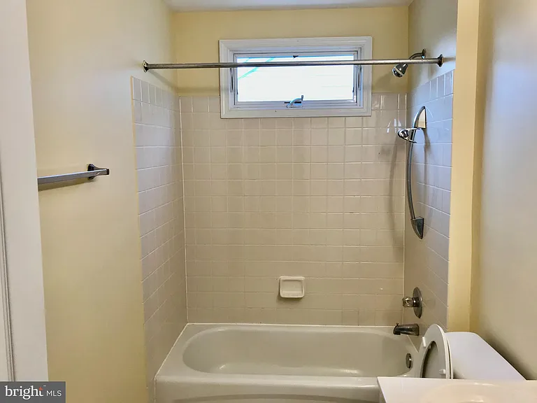 22008 Ivy Leaf Dr — Photo 17