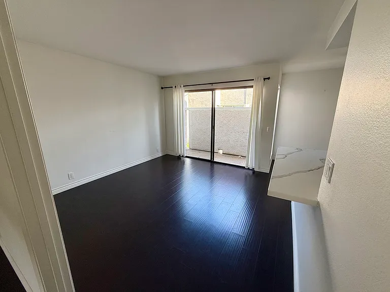 2934 Wellesley Ct — Photo 6