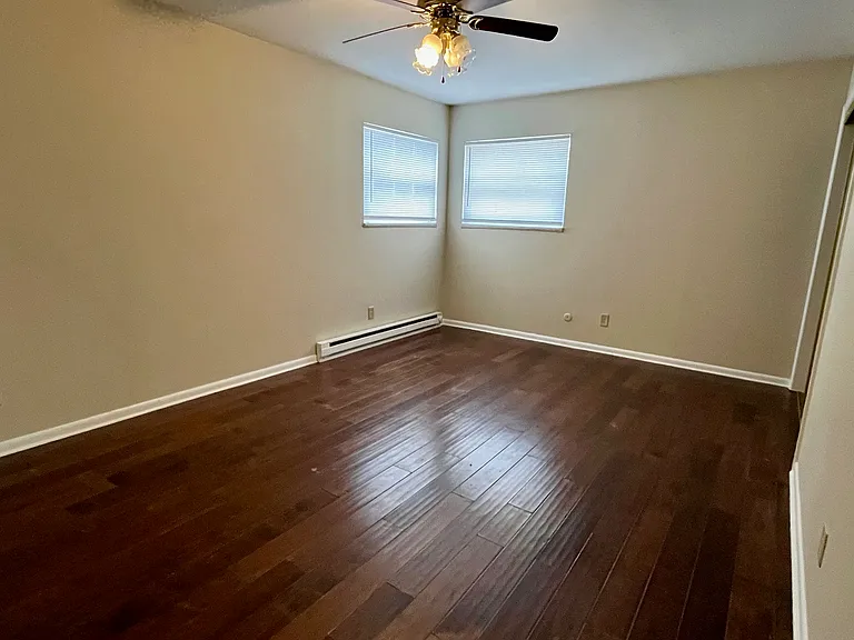 320 E Canedy St #4 — Photo 7