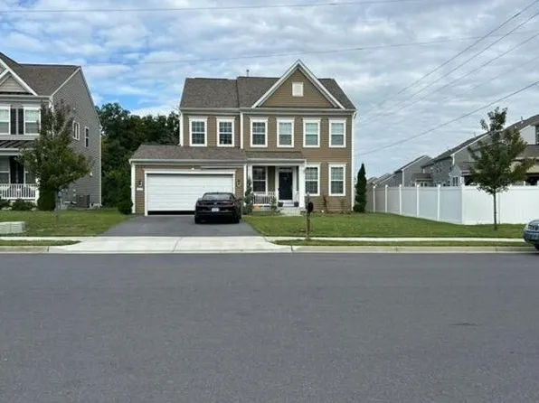 345 David Dr, Winchester, VA 22602