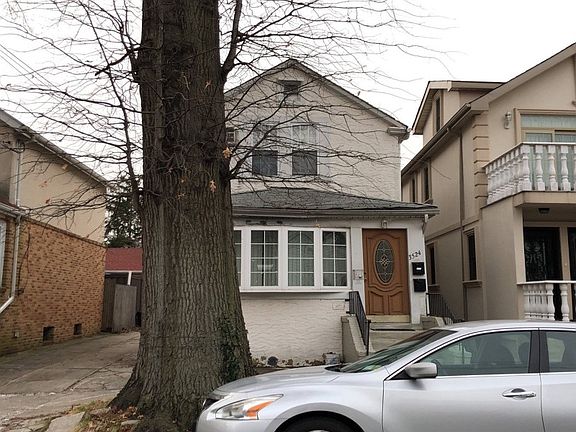 2nd image of 3524 214th Pl
