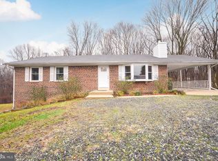 171 Sheckells Rd, Huntingtown, MD 20639