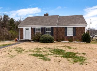 218 Hemlock St, Alcoa, TN 37701