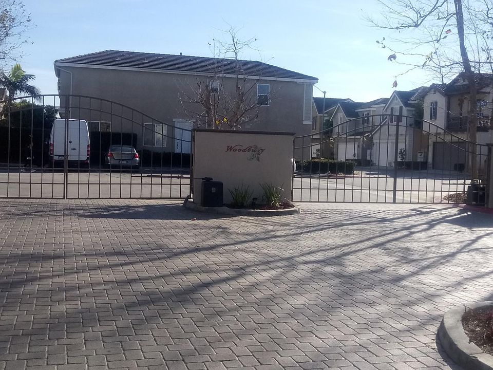 Gated Front Entry and Exit