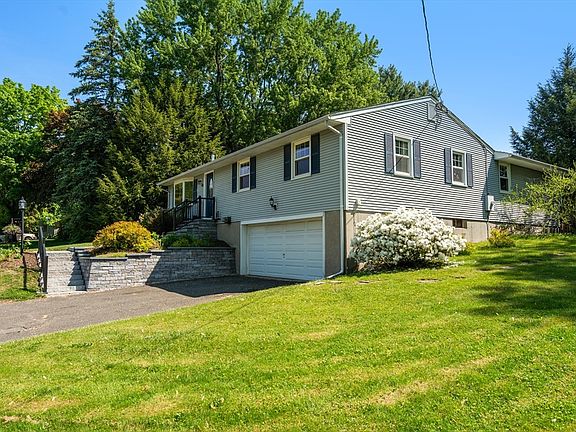 5th image of 84 Alvord St