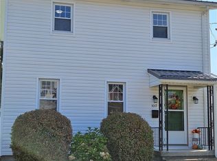 1017 Sycamore St, Connellsville, PA 15425
