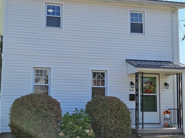 1017 Sycamore St, Connellsville, PA 15425
