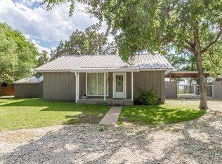 111 Live Oak Dr, Whitney, TX 76692