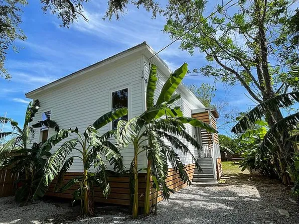 2549 Tennessee St, New Orleans, LA 70117