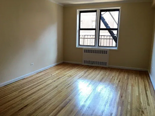 Rented by Lang Realty LLC | media 50