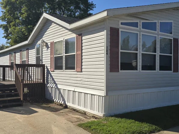 62430 Locust Rd #184, South Bend, IN 46614