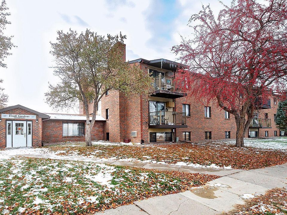 1st image of 404 1st Ave NW #N