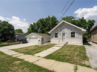 1949 Francis Ave, Des Moines, IA 50314