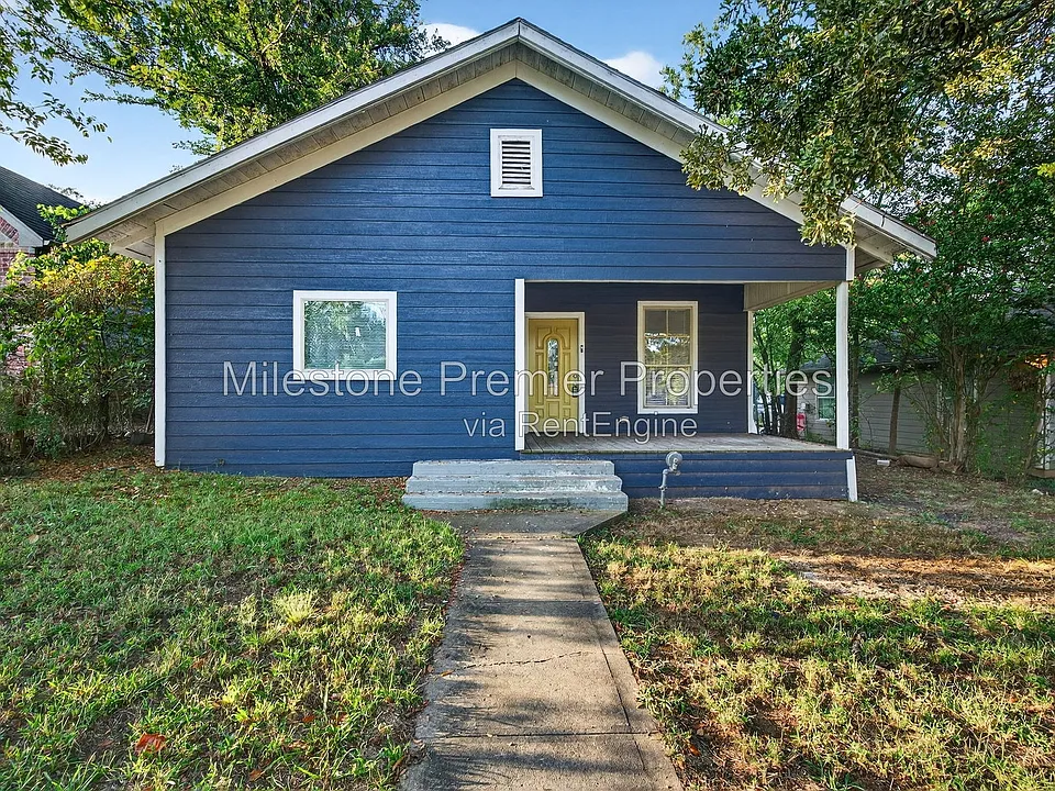 514 E Day St